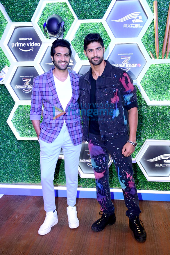 photos farhan akhtar richa chadda vivek oberoi and others snapped at inside edge season 3 trailer launch 5
