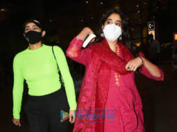Photos: Janhvi Kapoor and Sara Ali Khan snapped at the airport