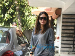 Photos: Kareena Kapoor Khan spotted in Bandra