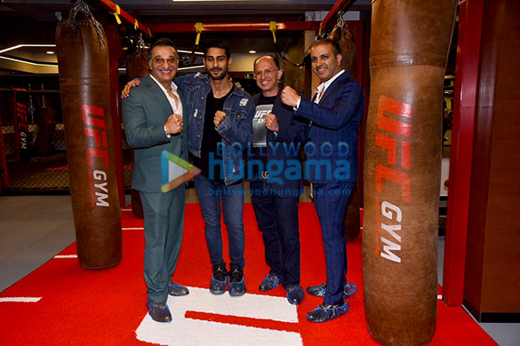 photos prateik babbar snapped at ufc gym in bandra 5