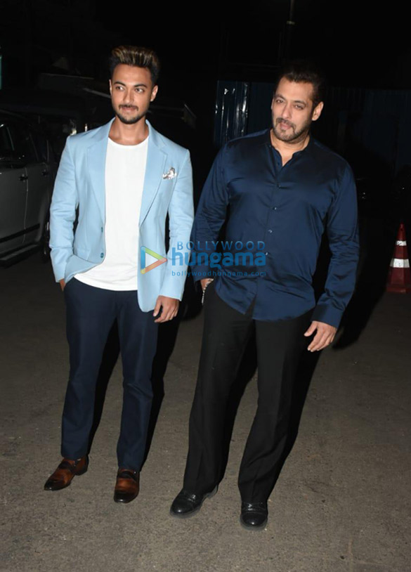photos salman khan aayush sharma and mahima makwana promote antim on the big picture 4