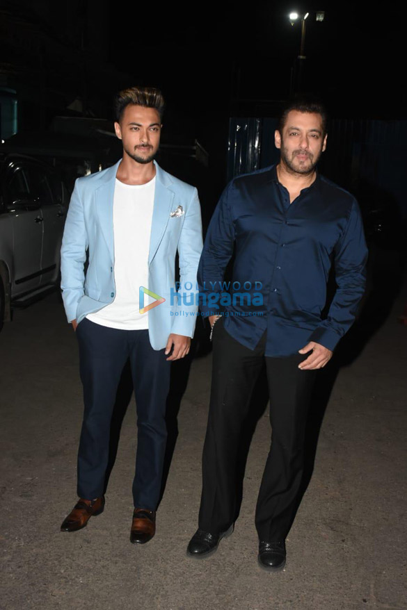 photos salman khan aayush sharma and mahima makwana promote antim on the big picture 5
