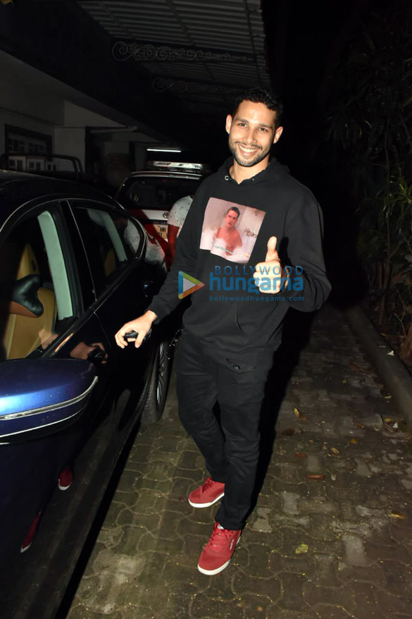 photos siddhant chaturvedi spotted at a dubbing studio in bandra 3