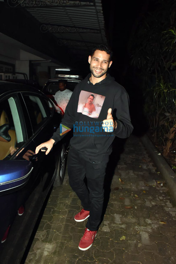 photos siddhant chaturvedi spotted at a dubbing studio in bandra 4