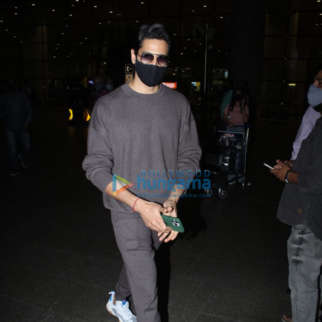 Photos: Sidharth Malhotra, Ekta Kapoor and Jeetendra snapped at the airport