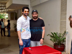 Photos: Sunny Deol snapped with Karan Deol for birthday celebrations