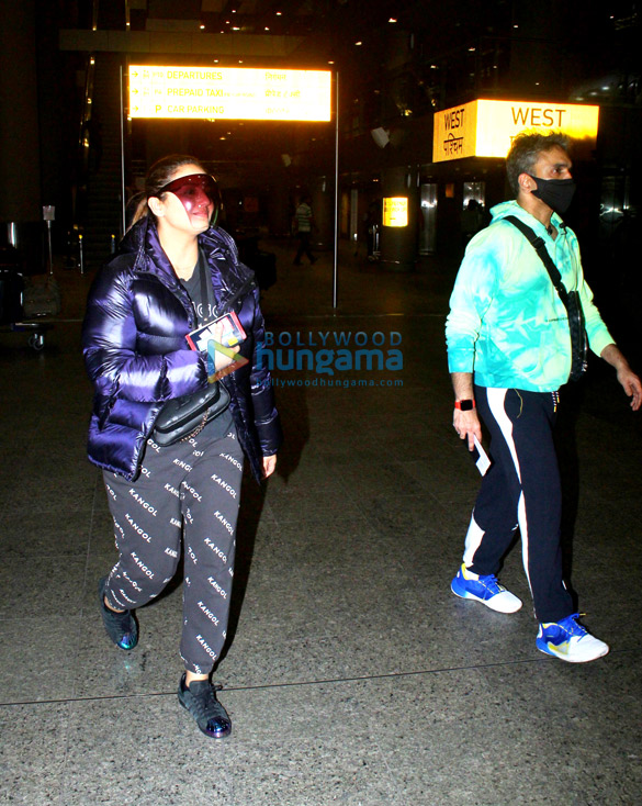 photos sunny leone huma qureshi and others snapped at the airport 5