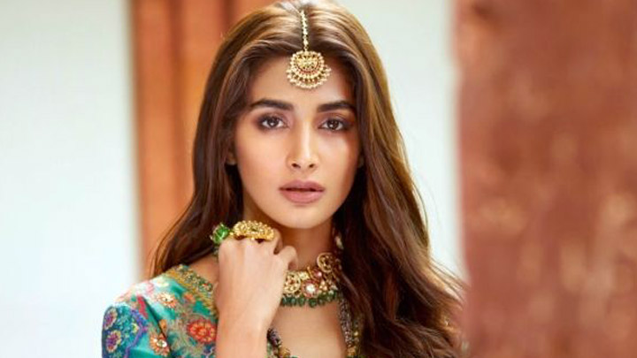 Pooja Hegde Plays Bride At The Cover Shoot of Weddings & Honeymoons Pooja Hegde Plays Bride At The Cover Shoot of Weddings & Honeymoons