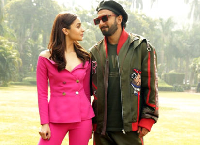 Newlywed Alia Bhatt leaves with Ranveer Singh for Rocky Aur Rani Ki Prem  Kahani shoot - India Today