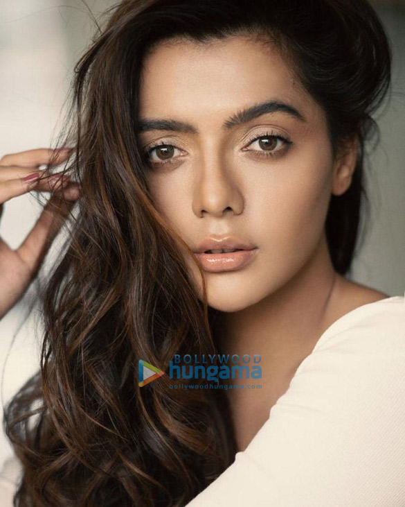 ruhi singh 654 1
