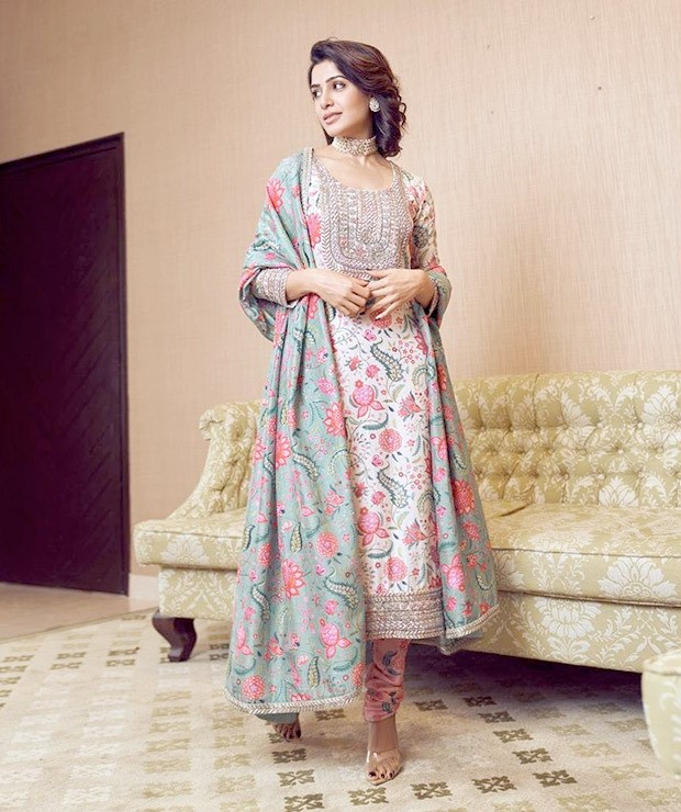 Samantha Ruth Prabhu dons a floral set worth Rs. 56,000 transporting us to the floral sphere Samantha Ruth Prabhu dons a floral set worth Rs. 56,000 transporting us to the floral sphere