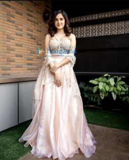 Celeb Photos Of Shirley Setia