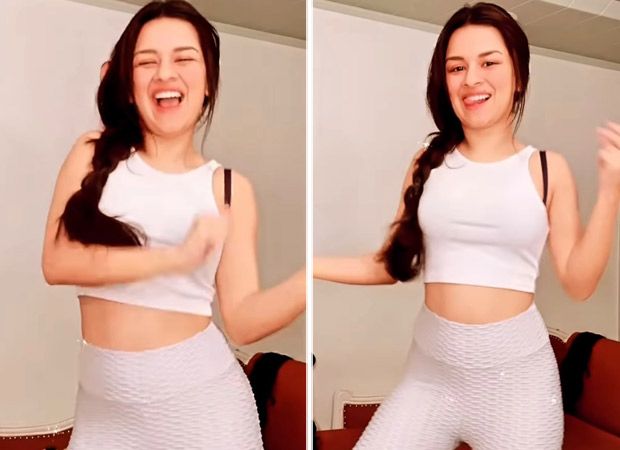 Social media star Avneet Kaur dances after morning coffee- WATCH