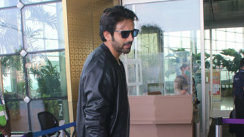 Spotted: Kartik Aaryan at Mumbai Airport, flying to Delhi to shoot Shehzada