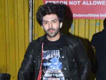 Spotted: Kartik Aaryan promoting Dhamaka outside Bigg Boss sets Spotted: Kartik Aaryan promoting Dhamaka outside Bigg Boss sets