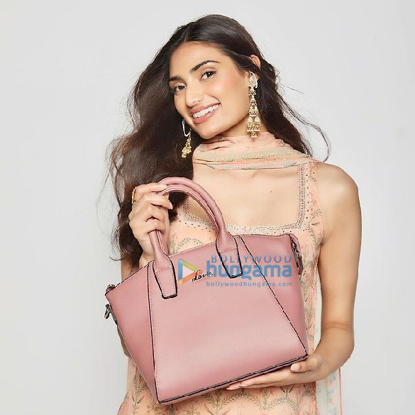athiya shetty 16