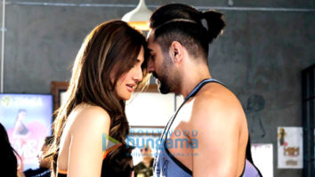 Movie Stills Of The Movie Chandigarh Kare Aashiqui