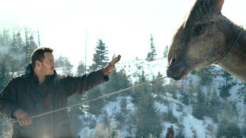 Chris Pratt’s Owen Grady tries to save Parasaursin new Jurassic World Dominion photo