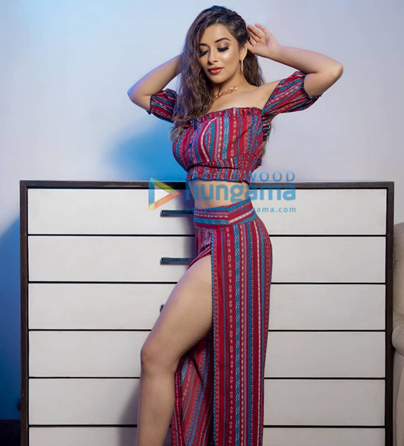 nyra banerjee 2 3