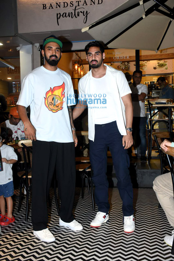 photos ahan shetty kl rahul and others spotted at a cafe in bandra 1