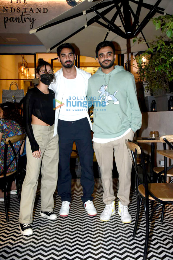 photos ahan shetty kl rahul and others spotted at a cafe in bandra 3