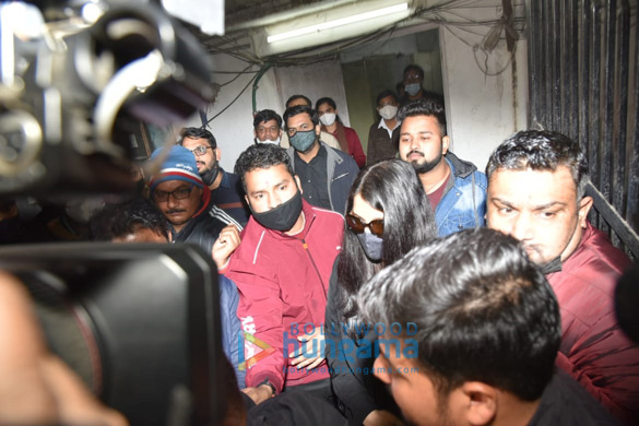 Photos: Aishwarya Rai Bachchan leaves from ED office in Delhi after questioning Photos: Aishwarya Rai Bachchan leaves from ED office in Delhi after questioning