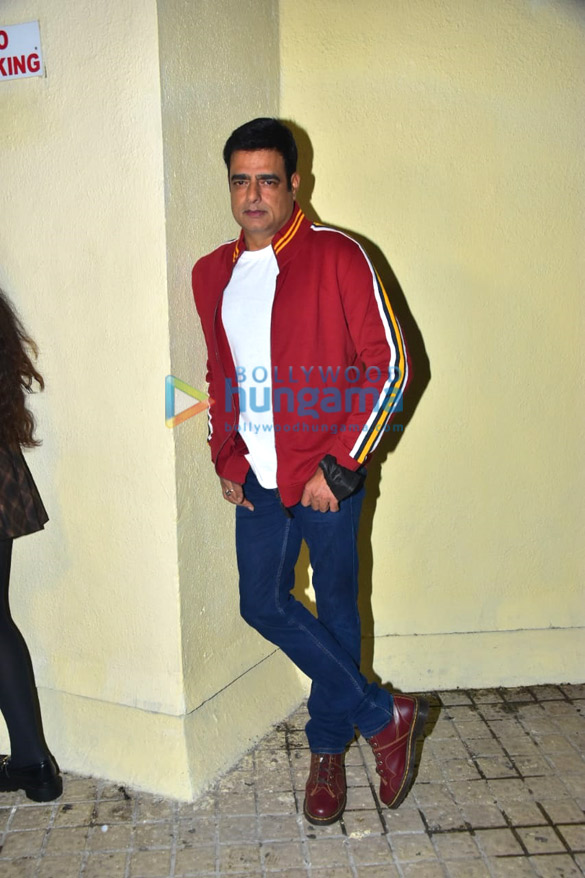 photos celebs attend the premiere of the movie spider man no way home 9