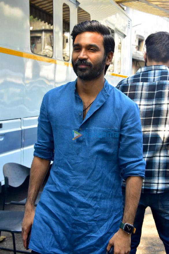 photos dhanush spotted at filmistan studio 2