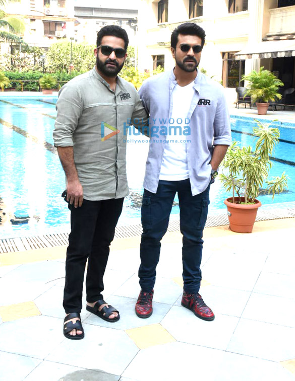 photos jr ntr ram charan and s s rajamouli spotted promoting rrr in mumbai 2