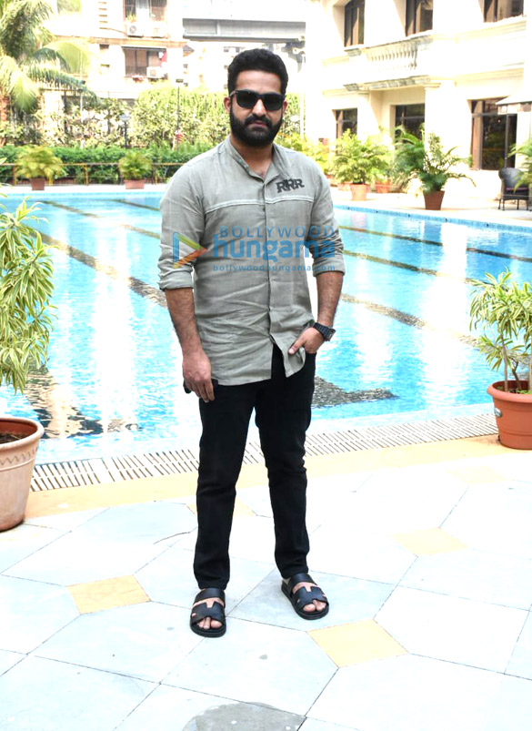 photos jr ntr ram charan and s s rajamouli spotted promoting rrr in mumbai 3