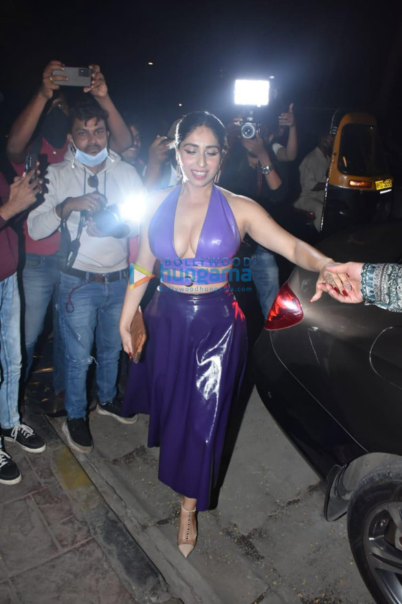 photos neha bhasin and rajiv shukla spotted in bandra 3