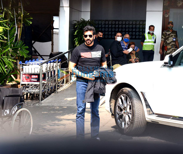 photos ranveer singh and kabir khan snapped at kalina airport 5