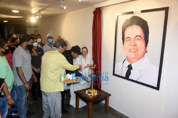 photos saira banu subhash ghai and dharmendra snapped in mumbai1 1