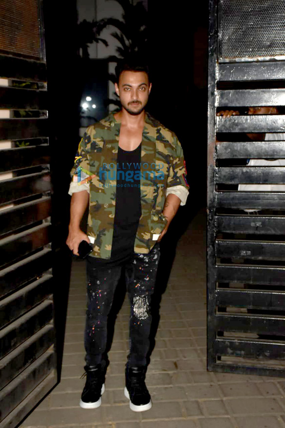photos salman khan saiee manjrekar aayush sharma and others spotted at kalina airport 3
