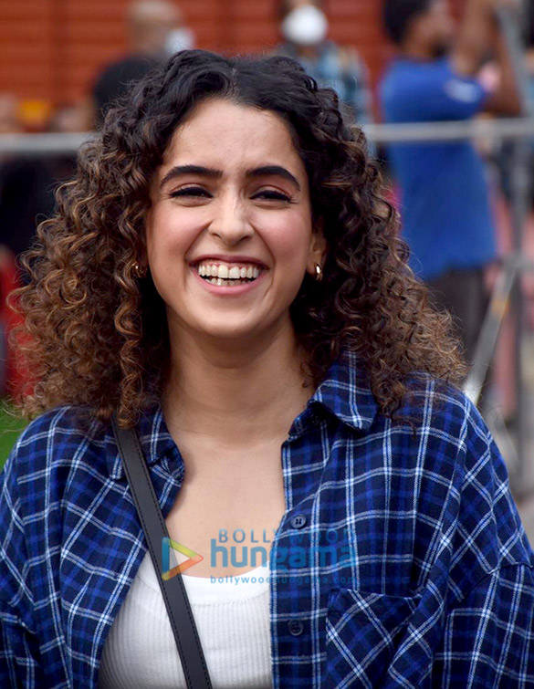 photos sanya malhotra spotted at aaram nagar post her ad shoot 4