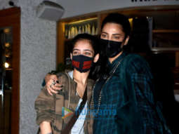 Photos: Shruti Haasan and Akshara Haasan snapped with friends in Bandra
