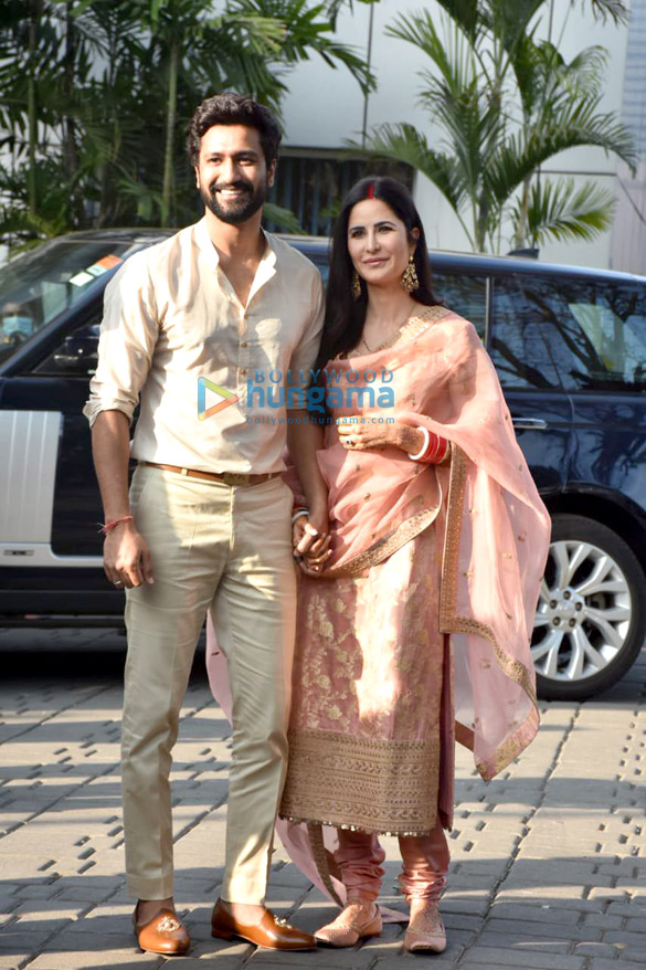 photos vicky kaushal and katrina kaif snapped at kalina airport 5