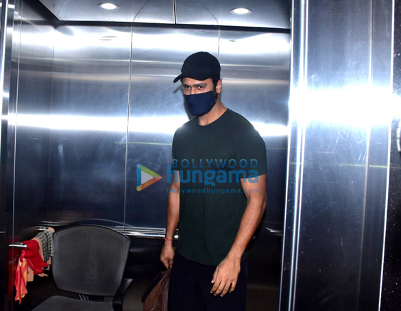photos vicky kaushal snapped at gym in andheri 5