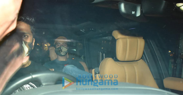 photos vicky kaushal spotted at katrina kaifs house in bandra 1