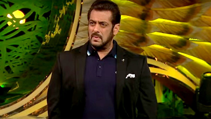 Salman Khan on Karan Kundrra: “You’ll make Tejasswi’s life miserable” | Bigg Boss 15 promo Salman Khan on Karan Kundrra: “You’ll make Tejasswi’s life miserable” | Bigg Boss 15 promo