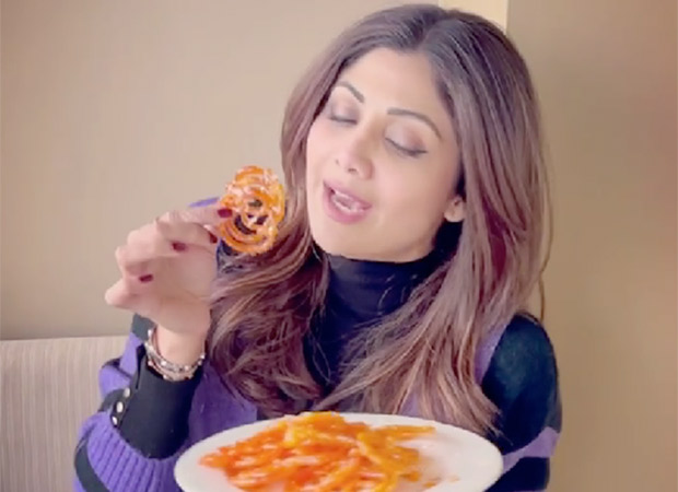 Shilpa Shetty enjoys binge-eating hot jalebis in Mussoorie, watch video 