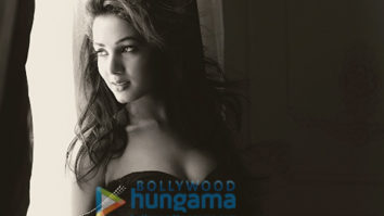 Celeb Photos Of Sonal Chauhan