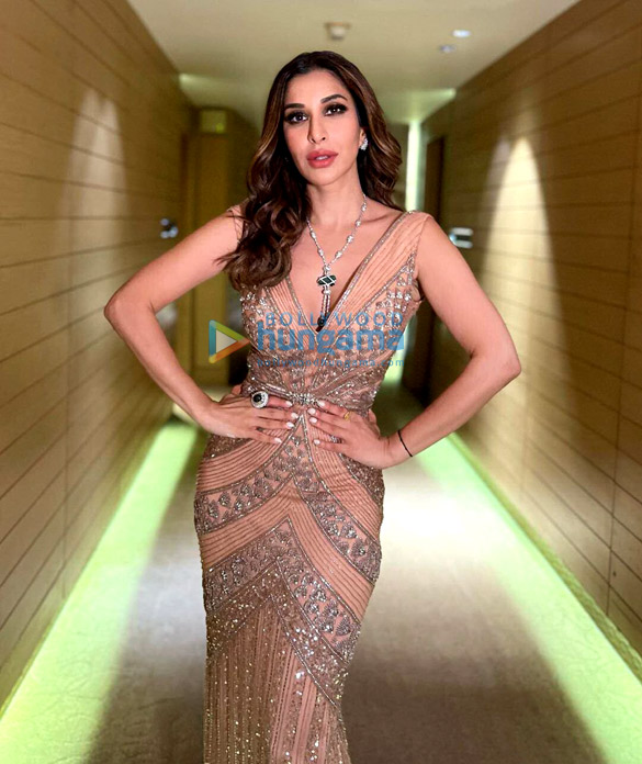 sophie choudry 6 3
