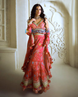 Celeb Photos Of Amyra Dastur