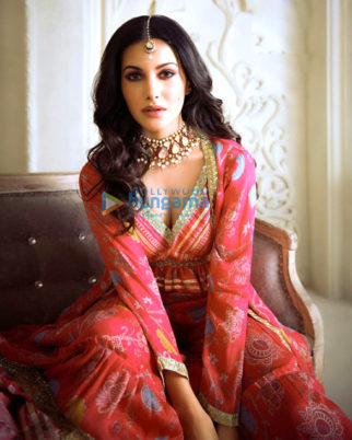 Celeb Photos Of Amyra Dastur