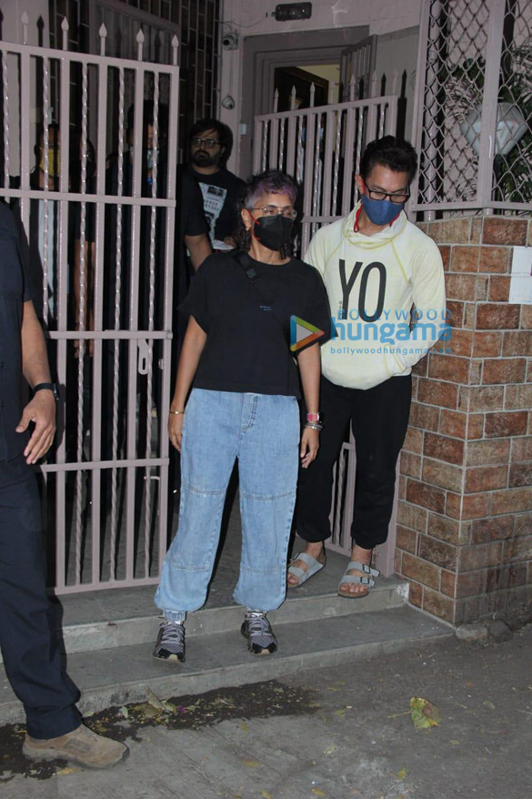 Photos: Aamir Khan and Kiran Rao spotted at a dubbing studio in Bandra Photos: Aamir Khan and Kiran Rao spotted at a dubbing studio in Bandra