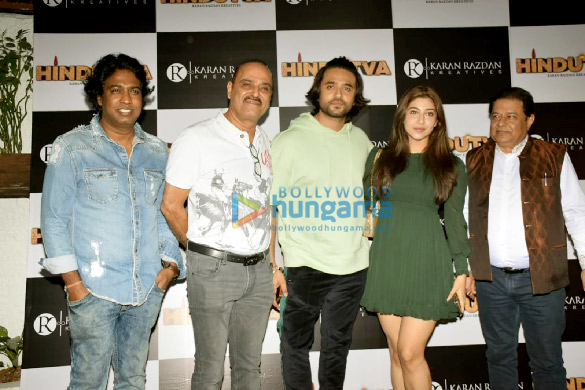photos aashiesh sharrma sonarika bhadori anup jalota and others at the special screening of karan razdans film hindutva 2