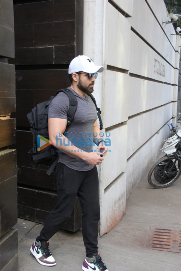 photos emraan hashmi spotted outside a gym in bandra 2