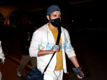 Photos: Katrina Kaif, Farhan Akhtar, Shweta Tiwari snapped at the airport