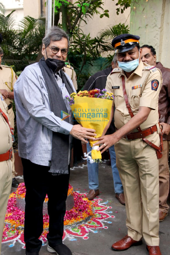 photos subhash ghai spotted at flag hosting at mount mary on republic day 2022 3